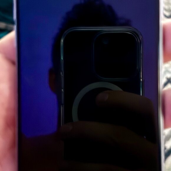 iPhone 6s – 64GB Black | Great Condition + Charger - Picture 3 of 3